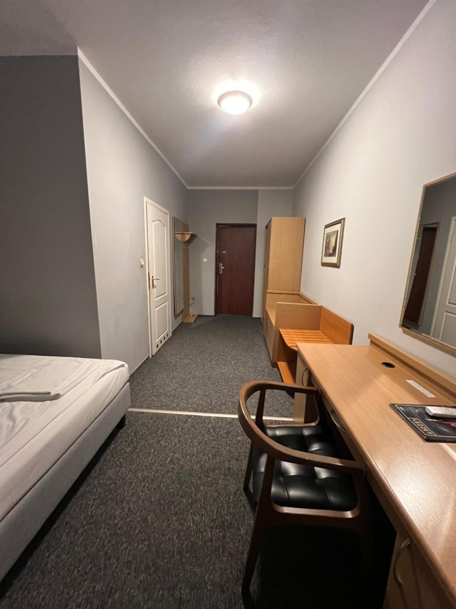 Lezzet B&B Pokoj Goscinny & Turkishrestaurant Warsaw Luaran gambar